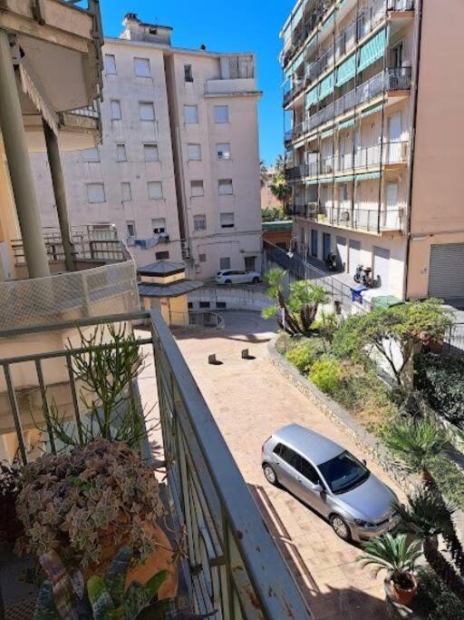 Centrale Vicino Spiagge E Ciclabile + Box-Auto ! Apartment Arma di Taggia Exterior photo