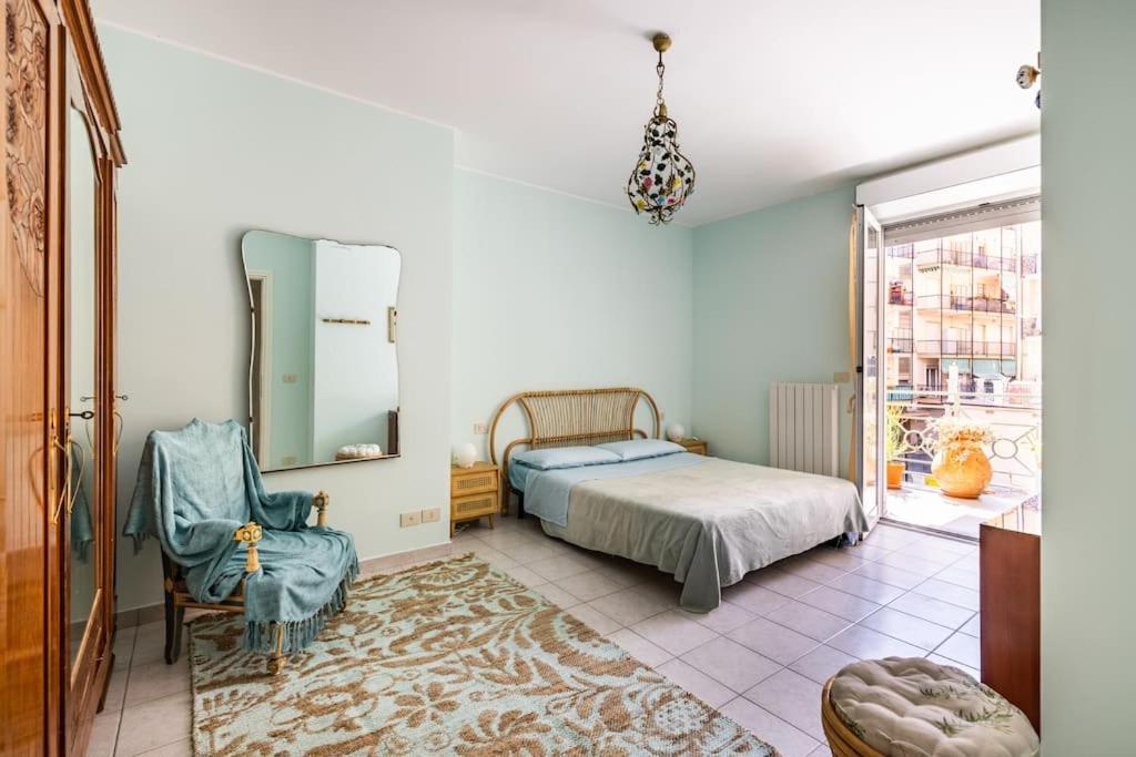 Centrale Vicino Spiagge E Ciclabile + Box-Auto ! Apartment Arma di Taggia Exterior photo