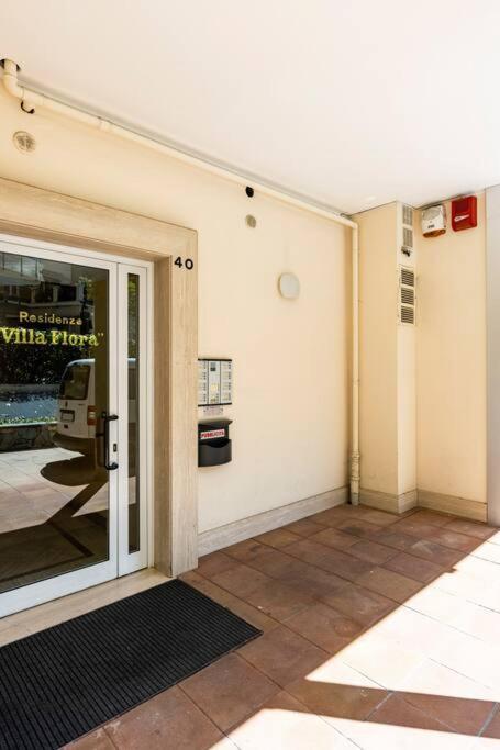 Centrale Vicino Spiagge E Ciclabile + Box-Auto ! Apartment Arma di Taggia Exterior photo