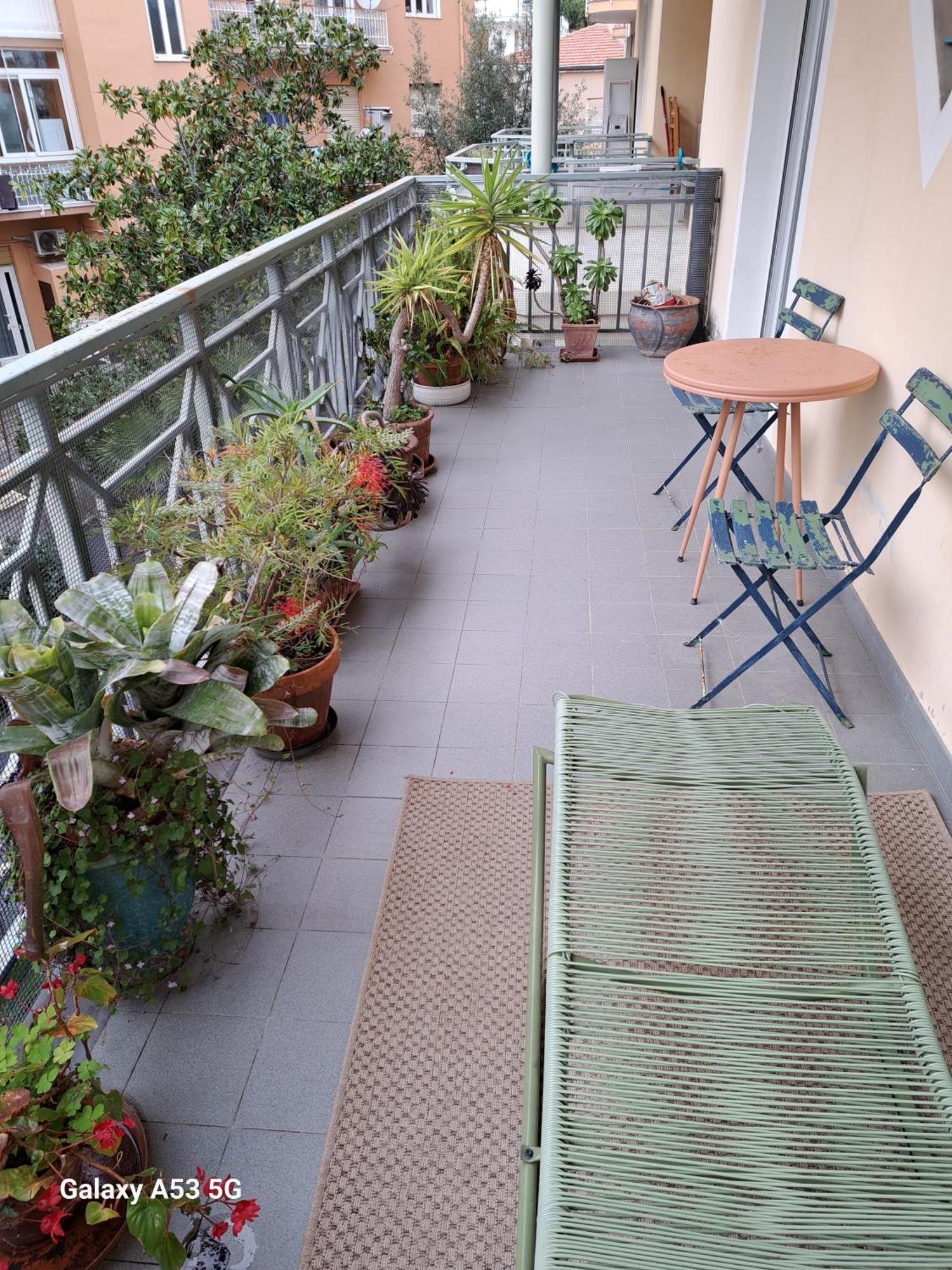 Centrale Vicino Spiagge E Ciclabile + Box-Auto ! Apartment Arma di Taggia Exterior photo